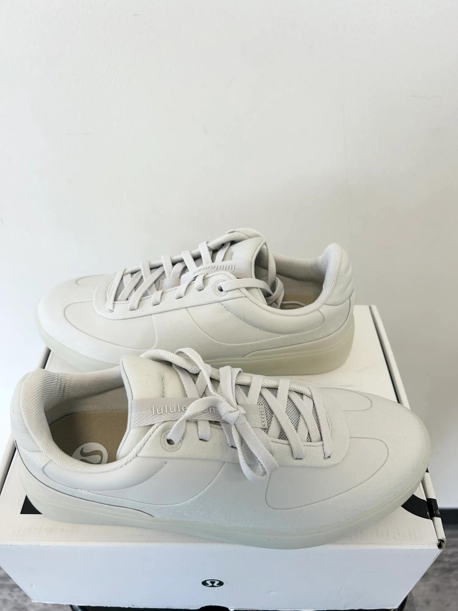 Casual Shoes 9