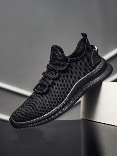 New Men's Shoes Lightweight Breathable Mesh Fashion Sneakers Black Walking Shoes   S101249