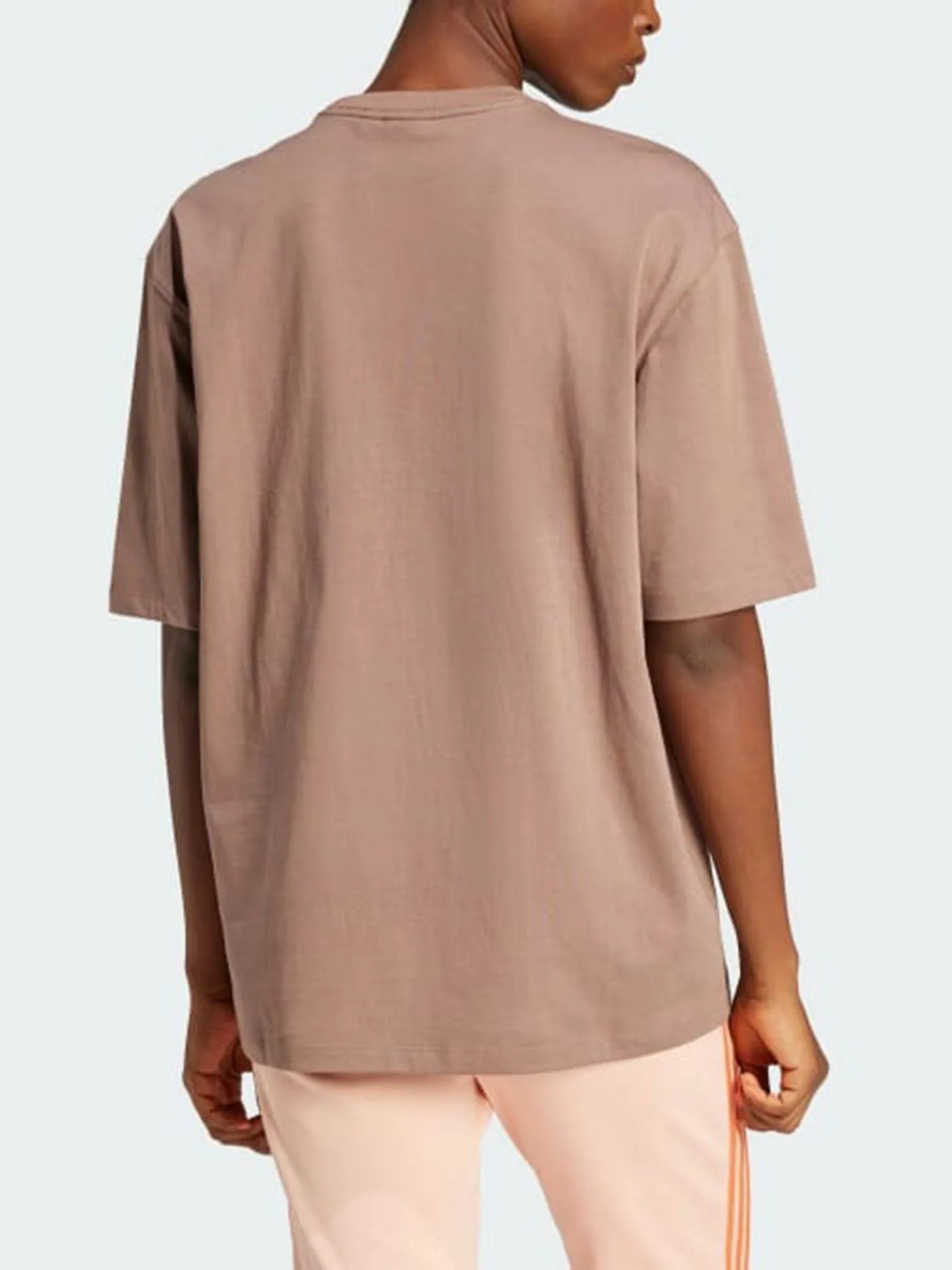 Trefoil Essential Boyfriend Trace Brown T-Shirt