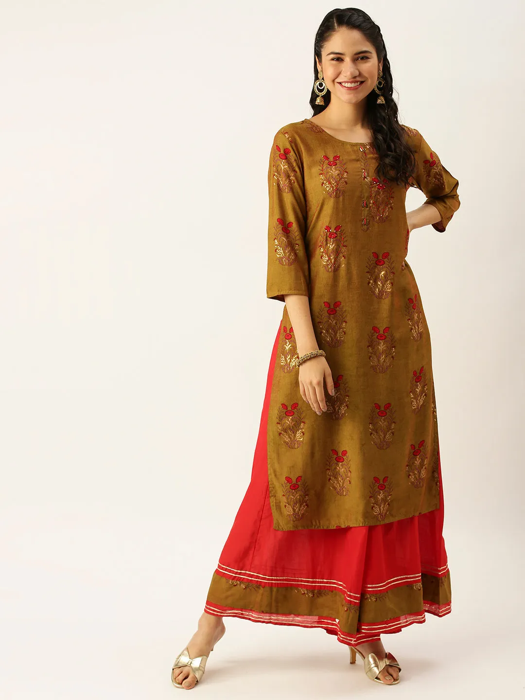Women Green Embroidered Kurta Set with Palazzos