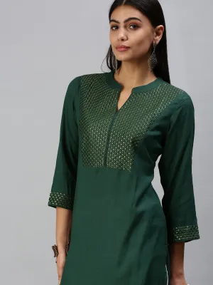 Women Green Geometric Embroidered Kurta